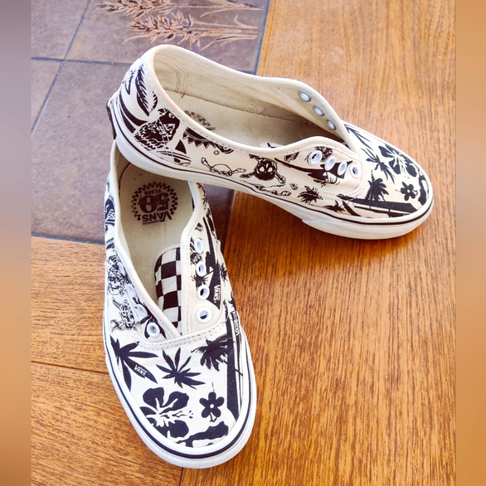 Vans Women's Black and White Graphic Sneakers 50th Anniversary